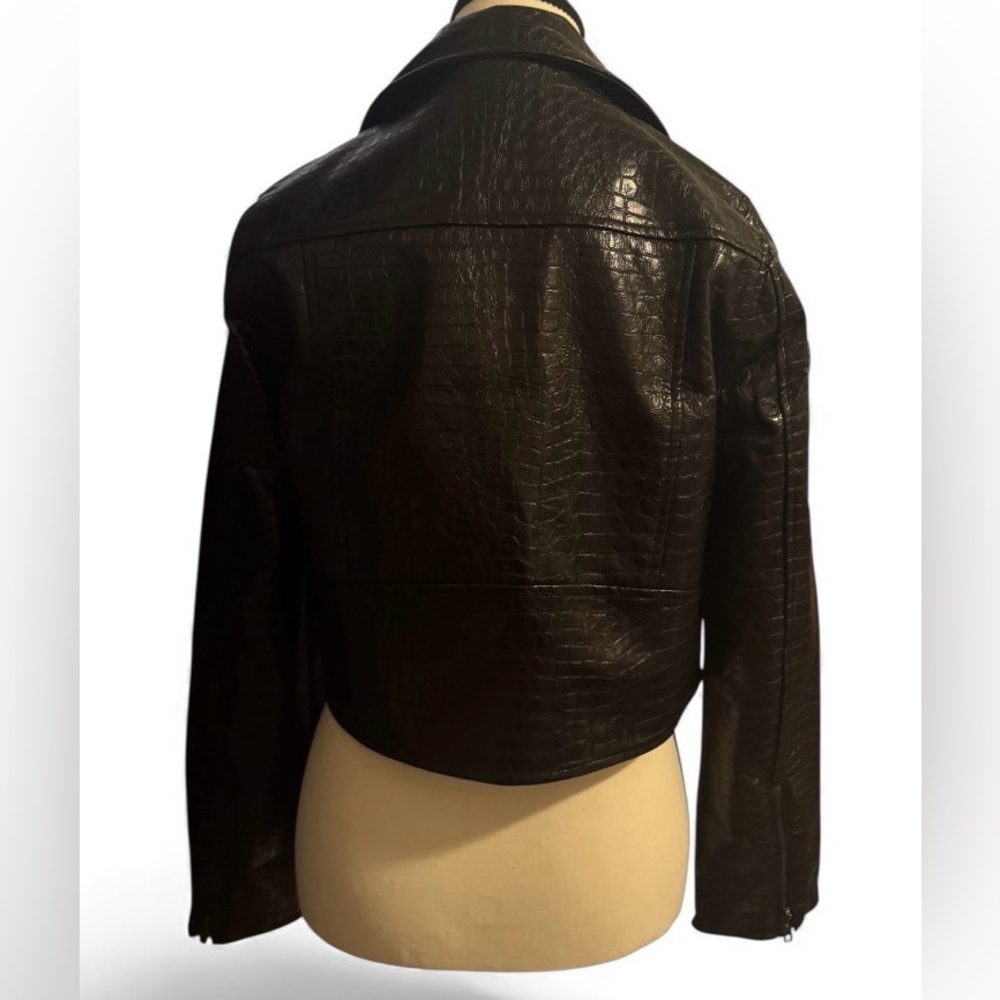 NEW ModCloth Crocodile Rock 1980's Punk Faux Leather Moto Jacket Medium NWT - Picture 3 of 10